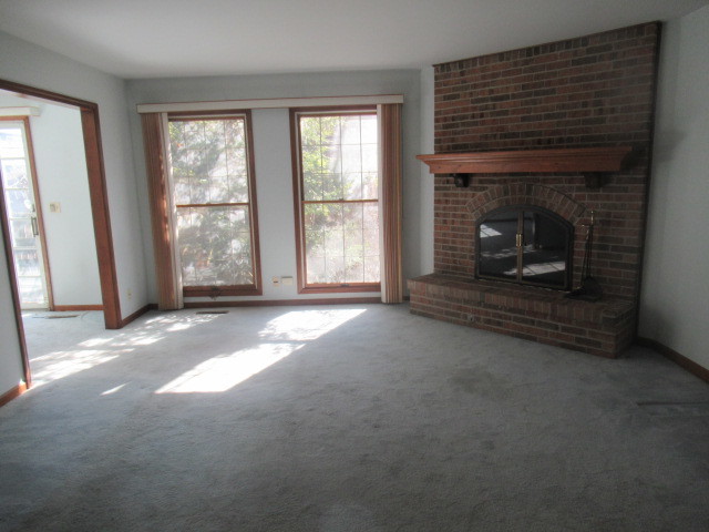 596 Windham Lane Naperville IL 60563
