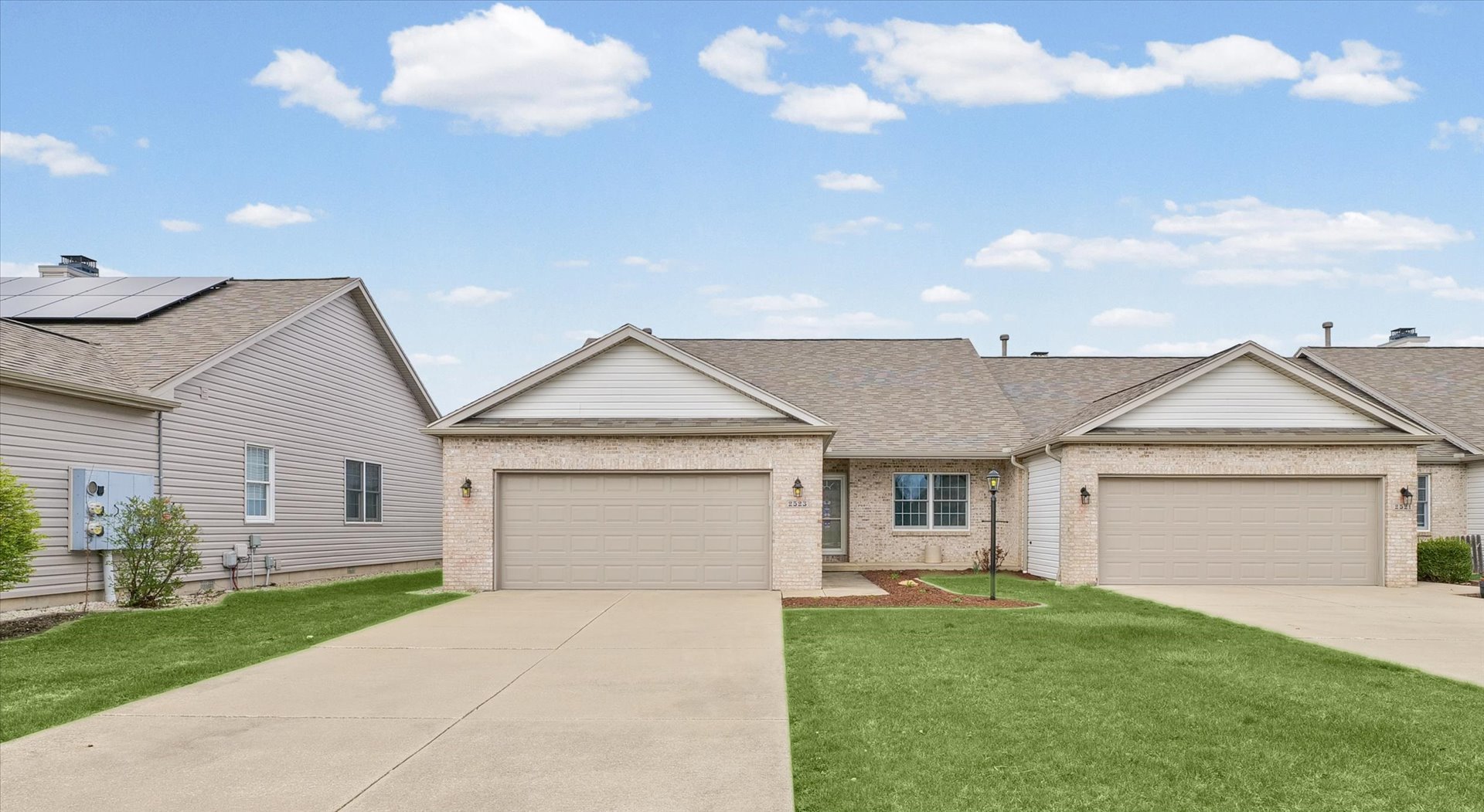 2523 Windward Boulevard Champaign IL 61821