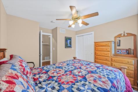2523 Windward Boulevard Champaign IL 61821