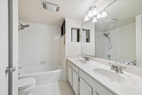 1020 North Harlem Avenue River Forest IL 60305