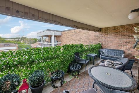 1020 North Harlem Avenue River Forest IL 60305