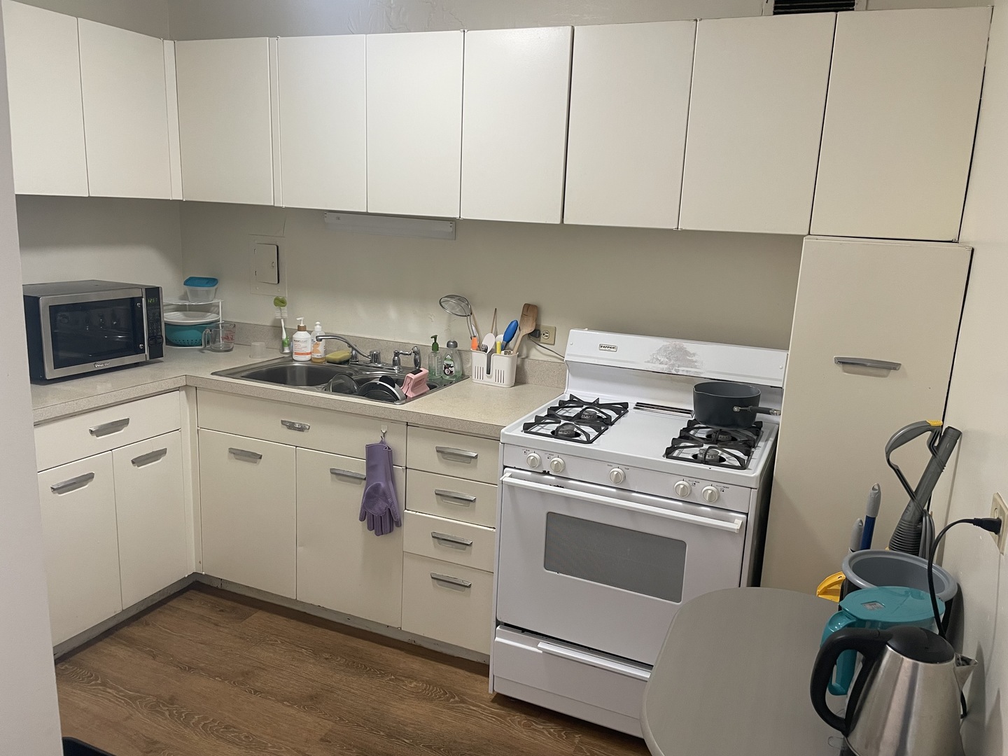 1400 East 55th Place Chicago IL 60637