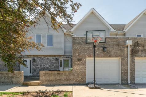 9421 Lindsay Street Orland Hills IL 60487