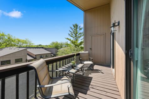 48 Oak Hill Colony Fox Lake IL 60020