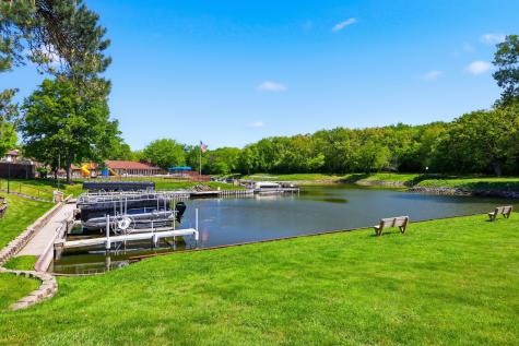 48 Oak Hill Colony Fox Lake IL 60020