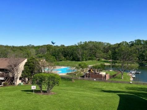 48 Oak Hill Colony Fox Lake IL 60020
