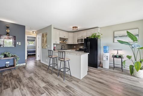 48 Oak Hill Colony Fox Lake IL 60020