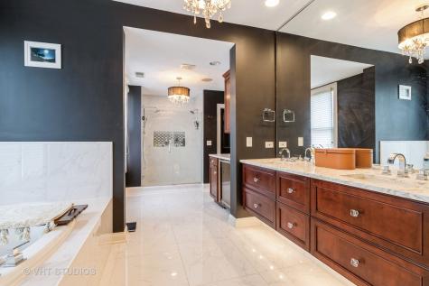 1867 Admiral Court Glenview IL 60026