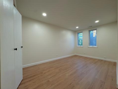 1525 Sander Court Wheeling IL 60090