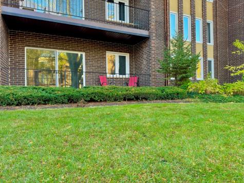 1525 Sander Court Wheeling IL 60090