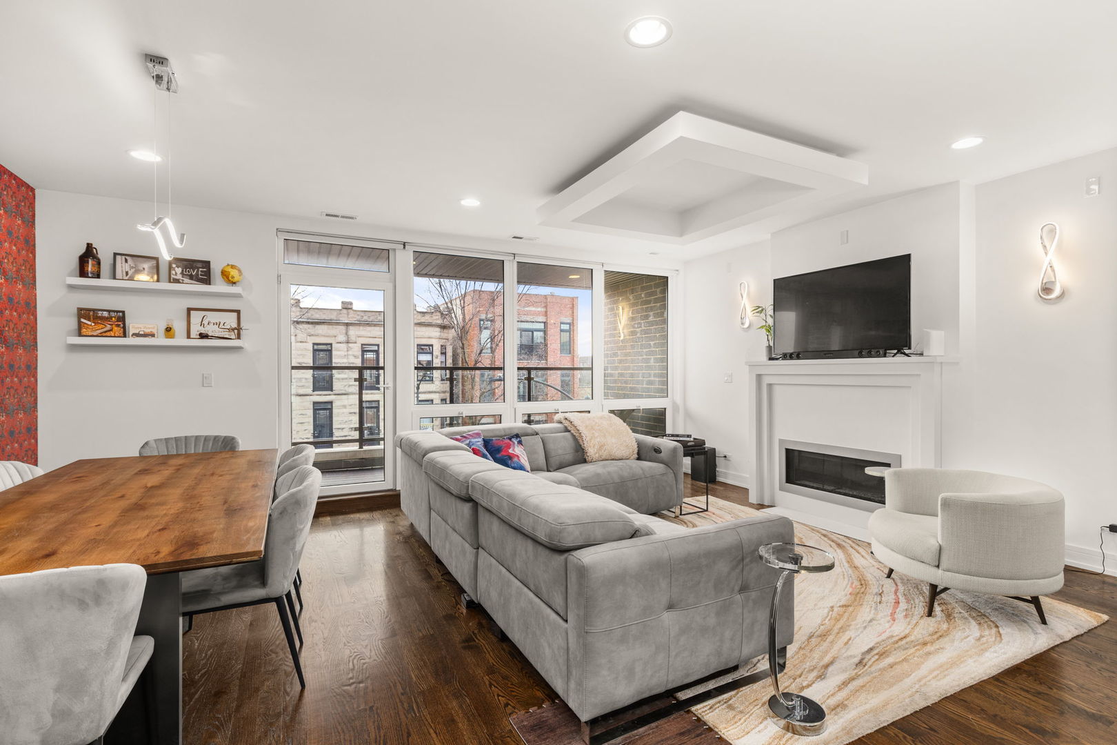 2210 West Chicago Avenue Chicago IL 60622