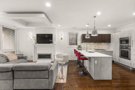 2210 West Chicago Avenue Chicago IL 60622