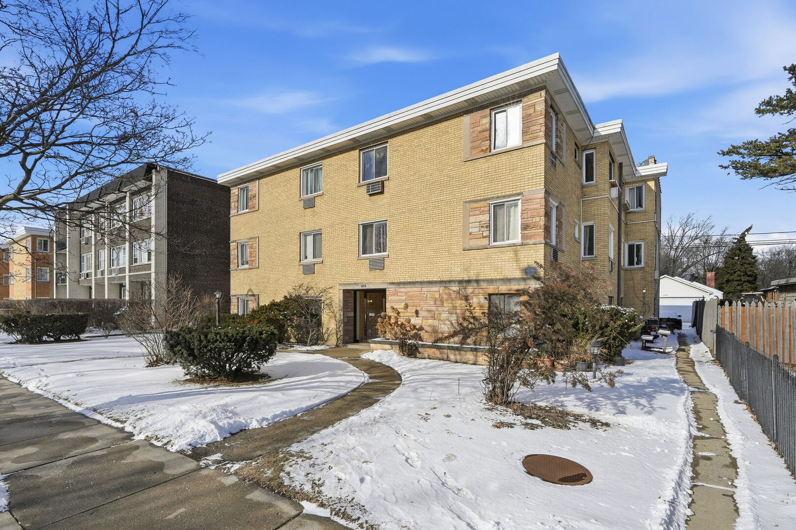 1609 Howard Street Evanston IL 60202