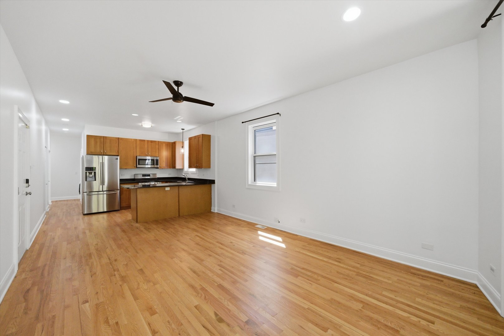 1229 North Campbell Avenue Chicago IL 60622
