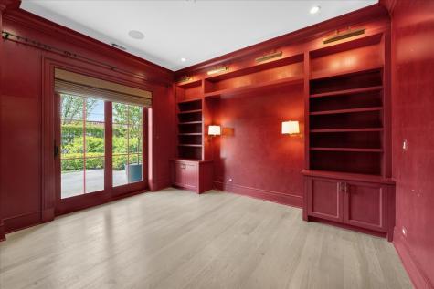 727 North Mckinley Road Lake Forest IL 60045