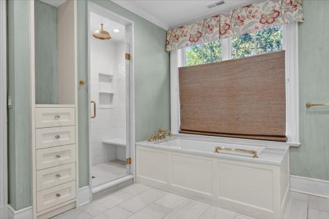 727 North Mckinley Road Lake Forest IL 60045