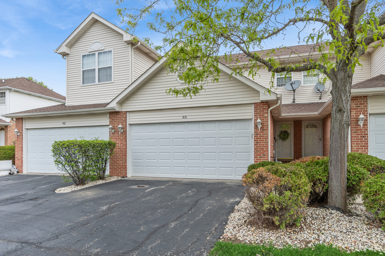 414 Coventry Circle Glendale Heights IL 60139