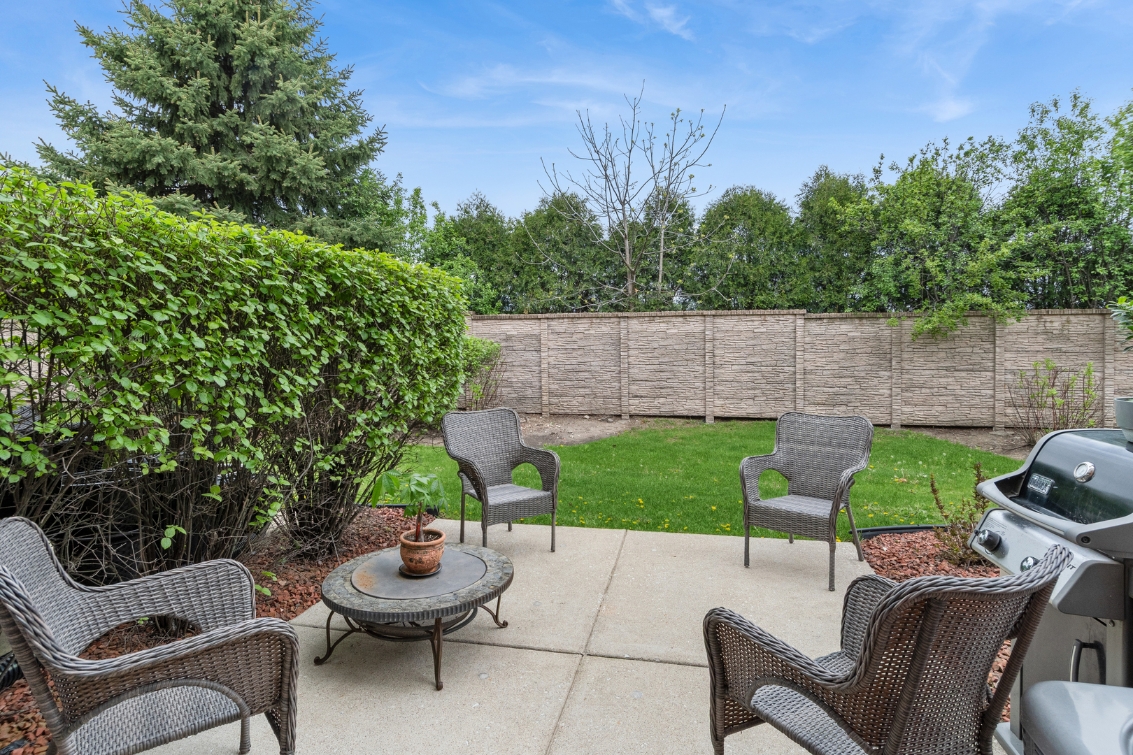 414 Coventry Circle Glendale Heights IL 60139