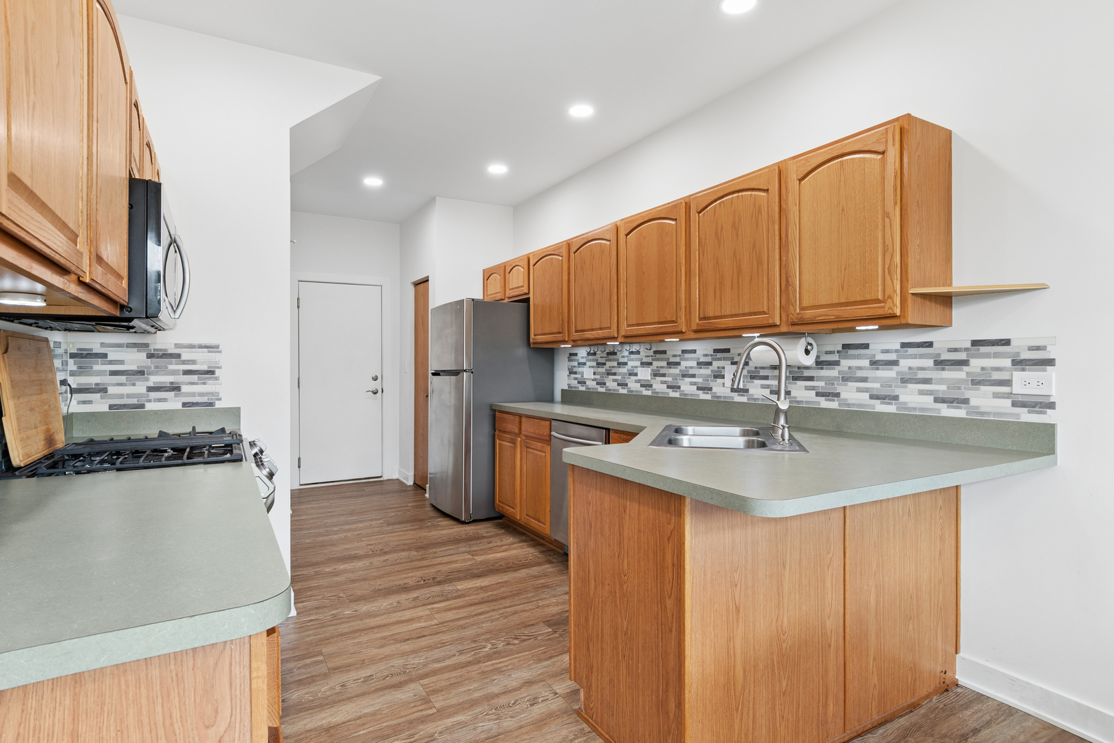 414 Coventry Circle Glendale Heights IL 60139