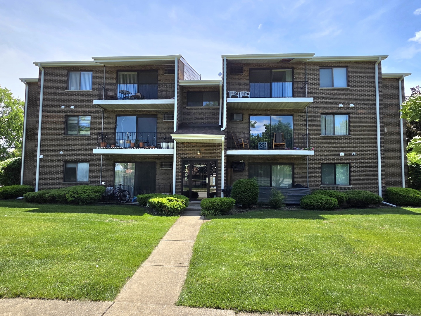7325 West Tiffany Drive Orland Park IL 60462