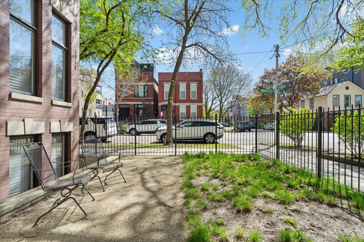 1934 West Thomas Street Chicago IL 60622