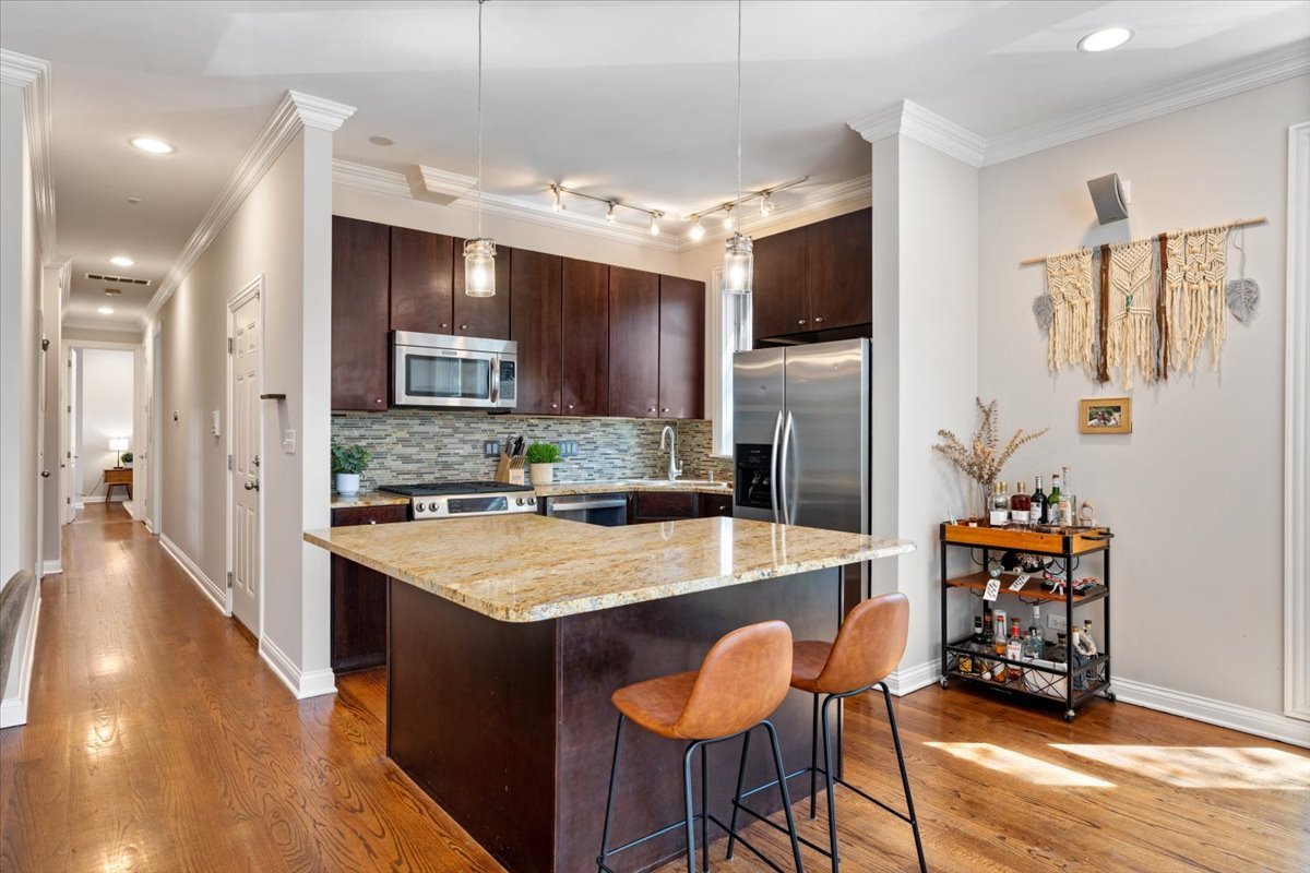 1934 West Thomas Street Chicago IL 60622