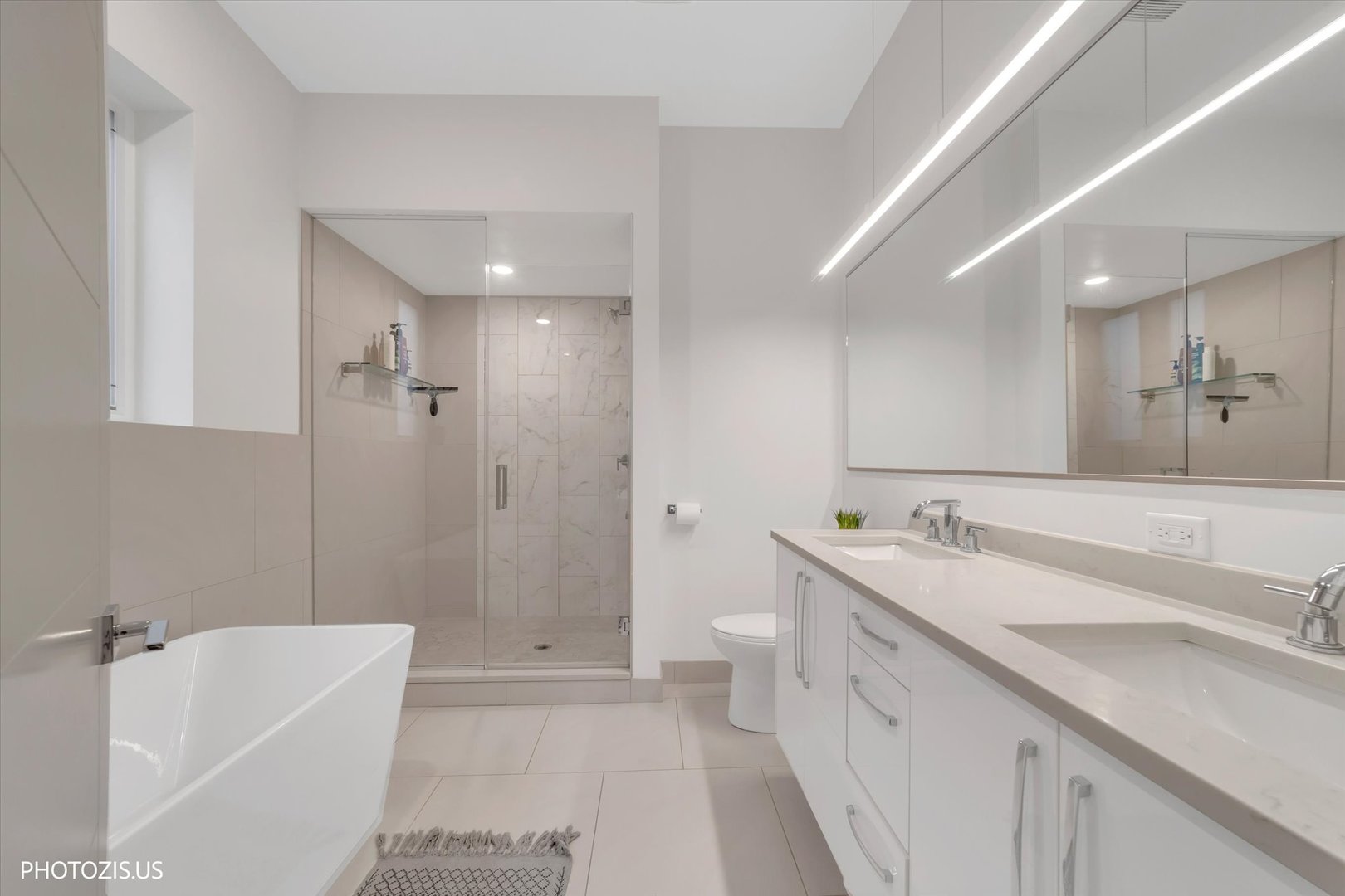 4956 North Western Avenue Chicago IL 60625