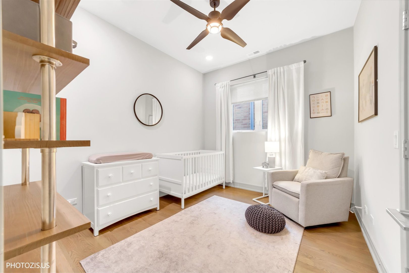 4956 North Western Avenue Chicago IL 60625
