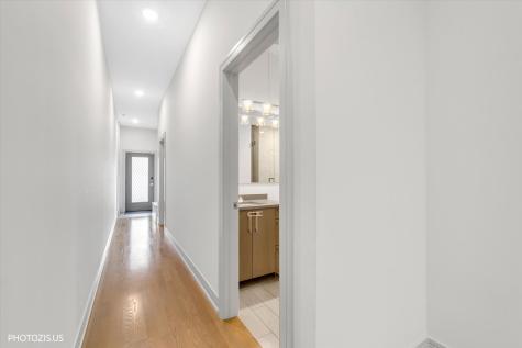 4956 North Western Avenue Chicago IL 60625