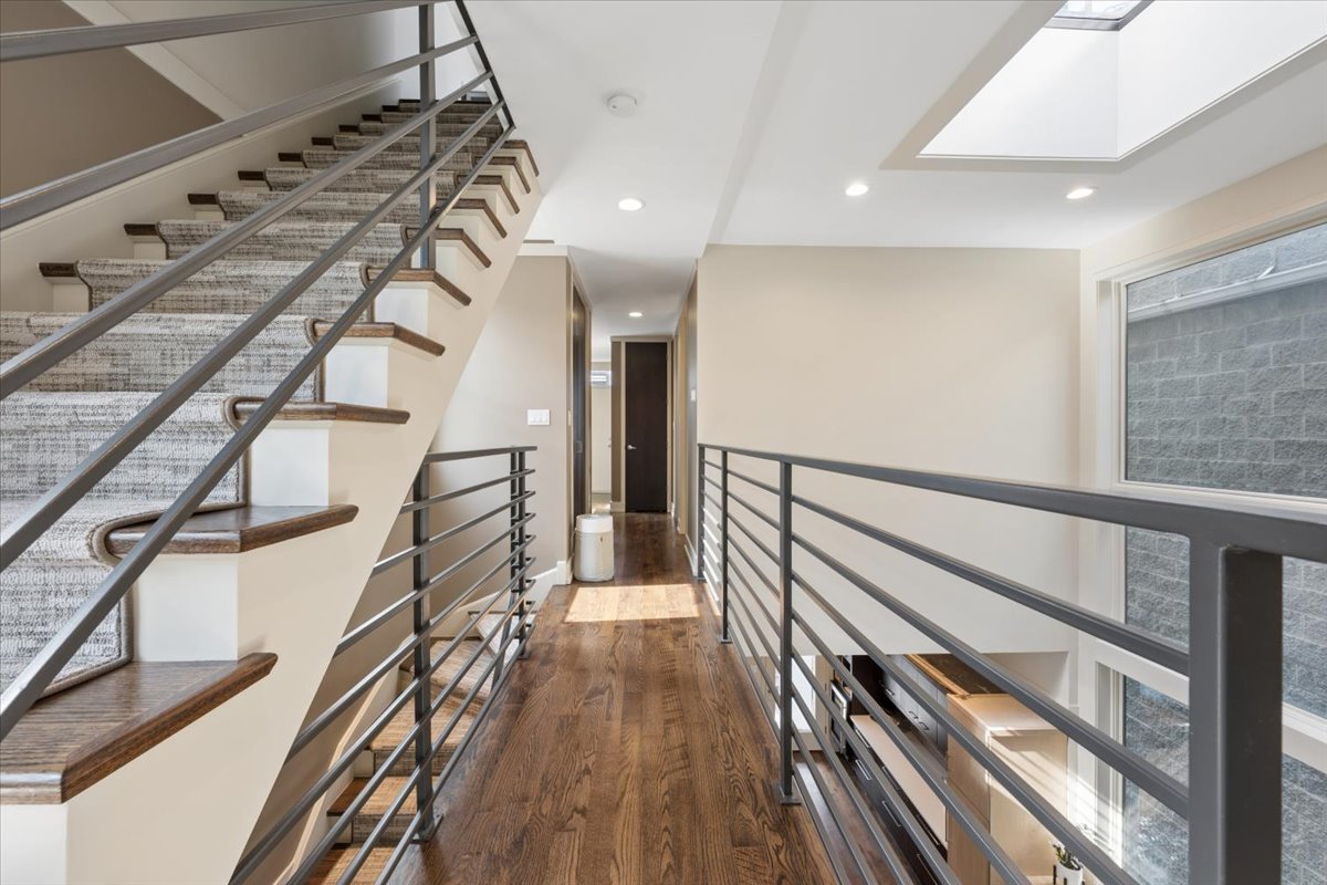 1622 West Julian Street Chicago IL 60622