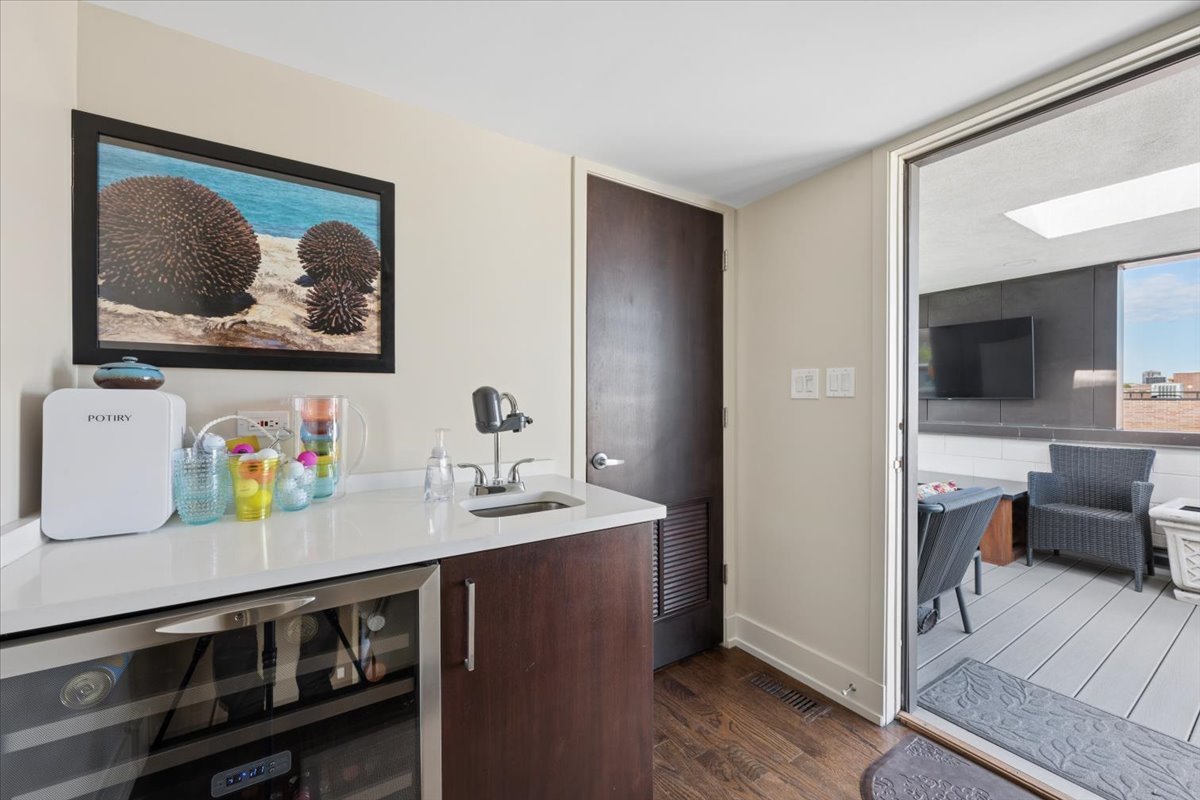 1622 West Julian Street Chicago IL 60622