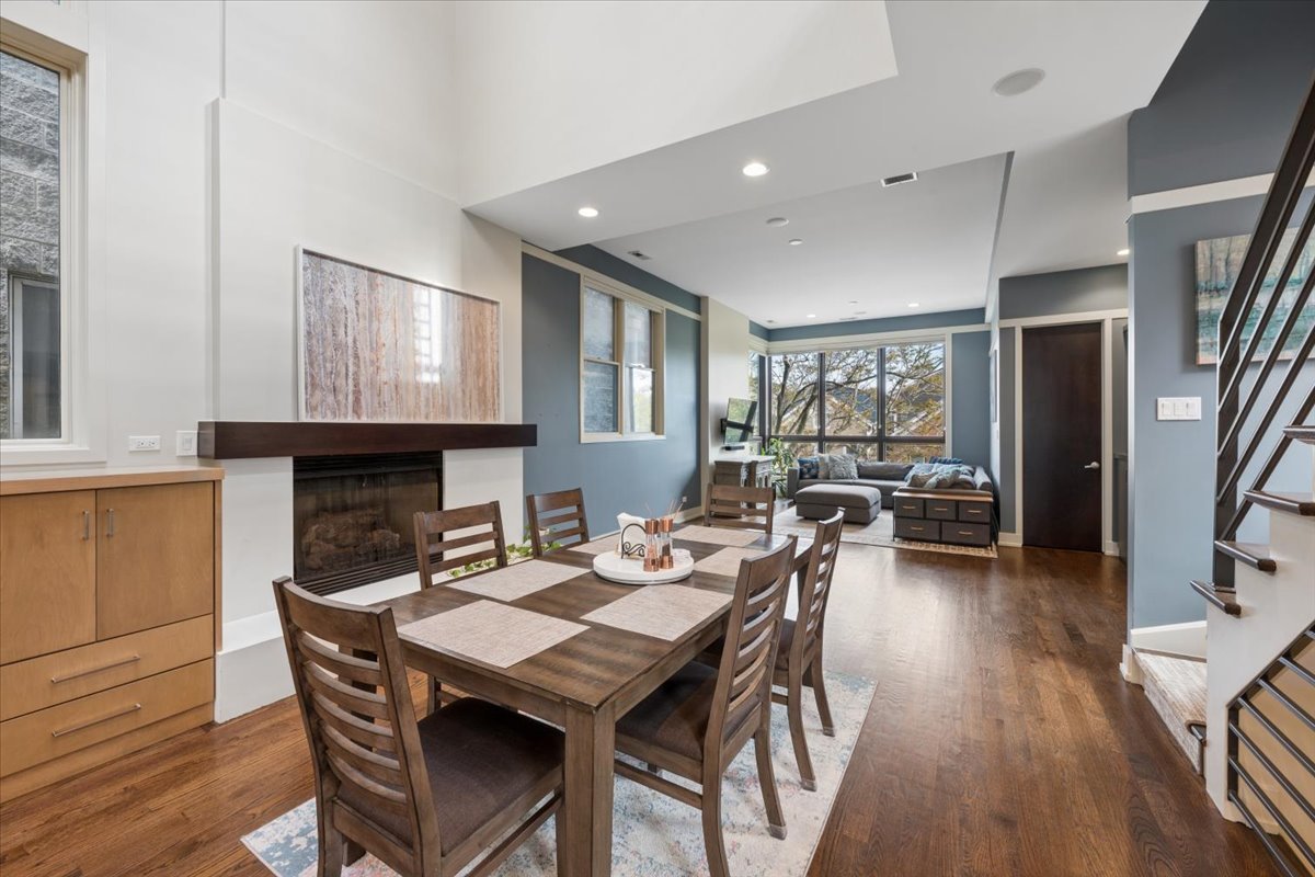 1622 West Julian Street Chicago IL 60622