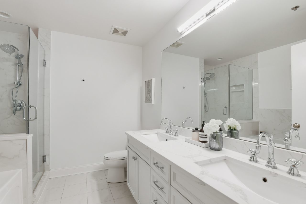 23 North Green Street Chicago IL 60607