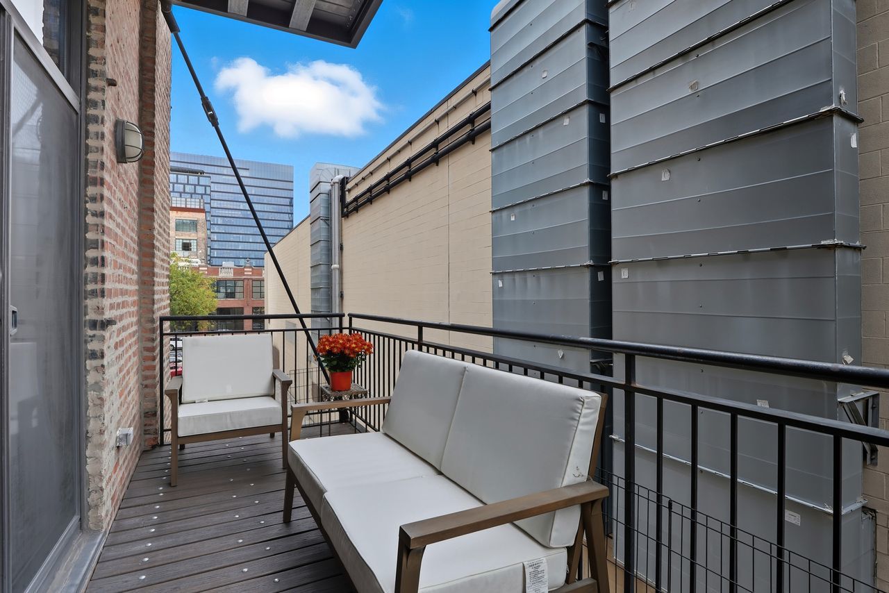 23 North Green Street Chicago IL 60607