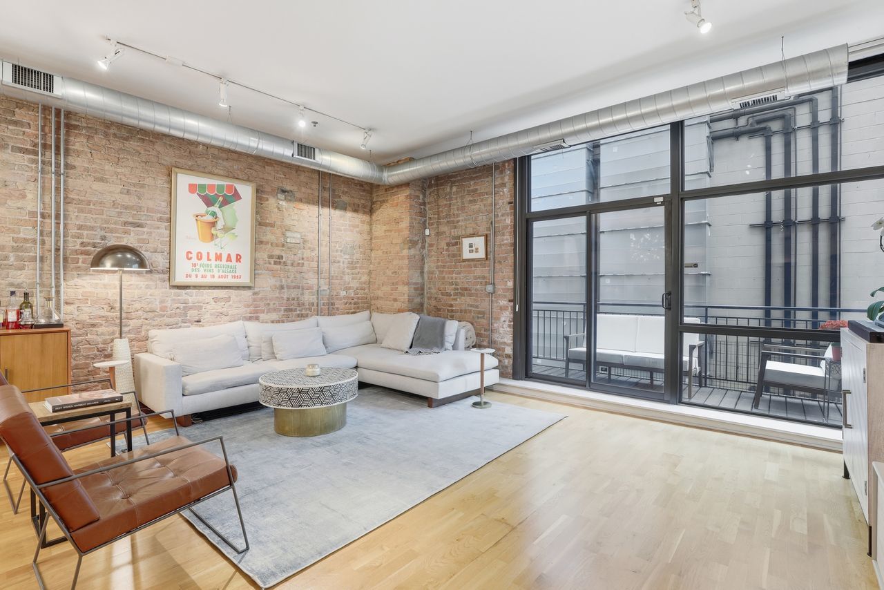 23 North Green Street Chicago IL 60607