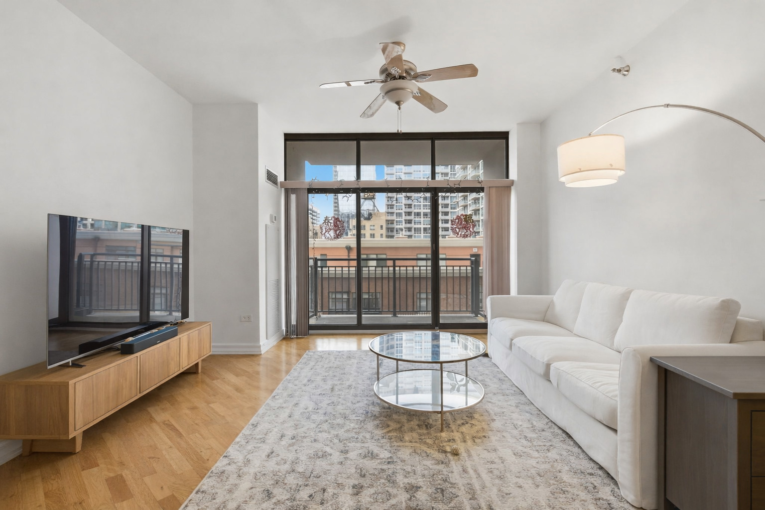 1322 South Prairie Avenue Chicago IL 60605