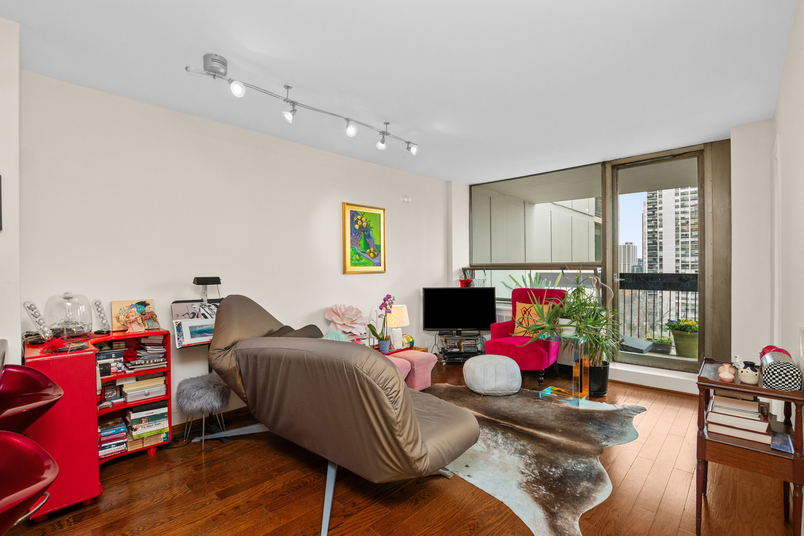 1360 North Sandburg Terrace Chicago IL 60610