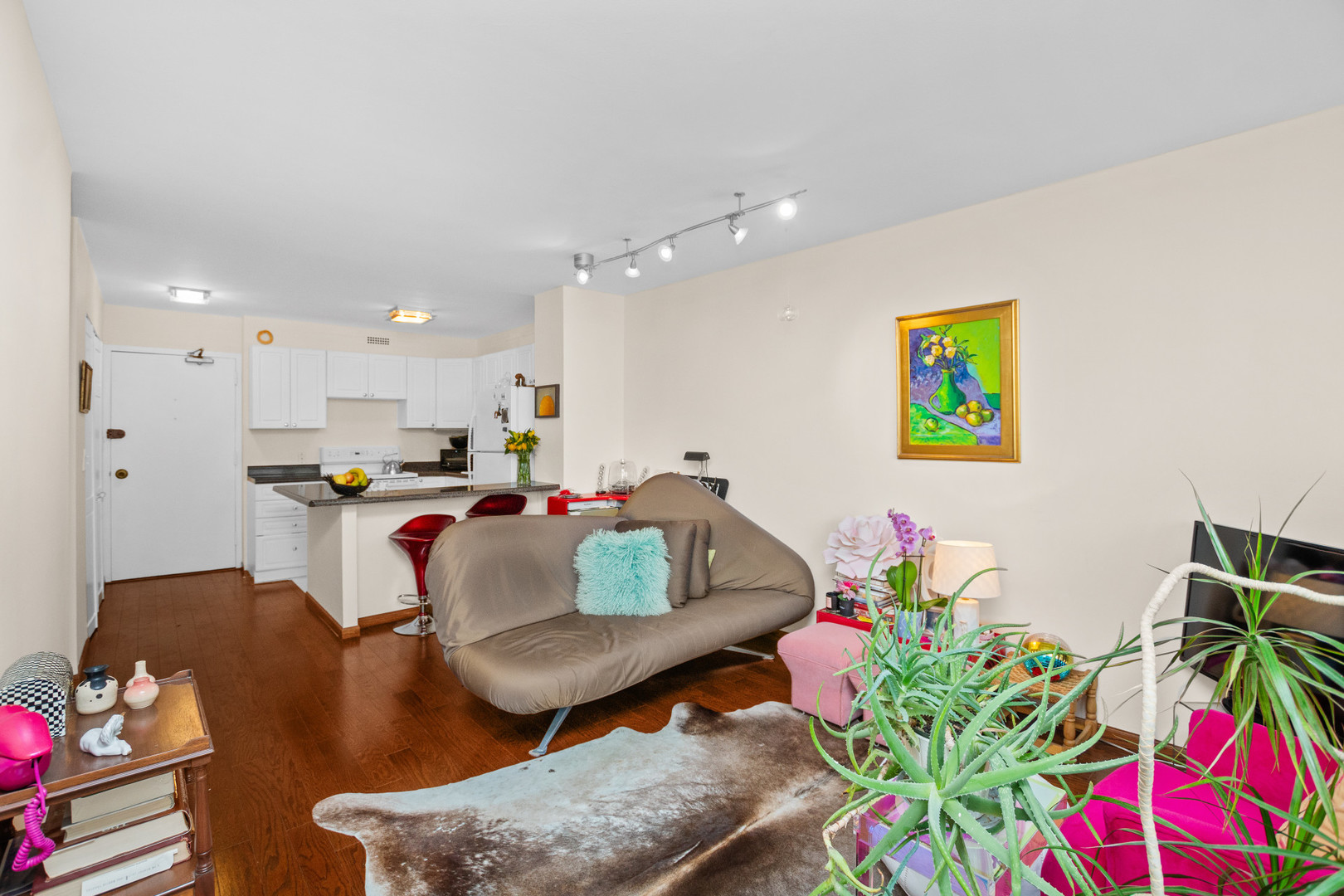 1360 North Sandburg Terrace Chicago IL 60610
