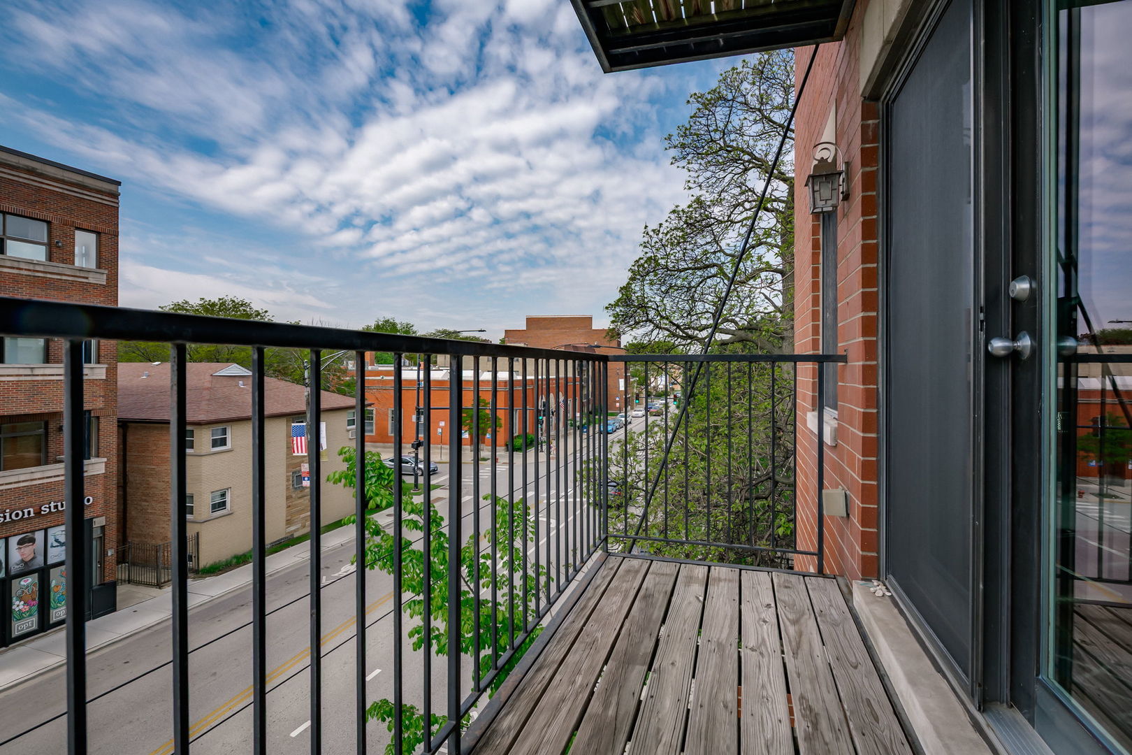 5362 West Lawrence Avenue Chicago IL 60630