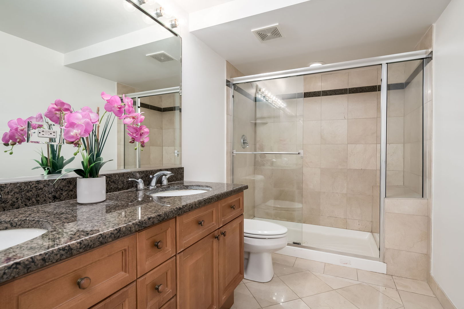 5362 West Lawrence Avenue Chicago IL 60630