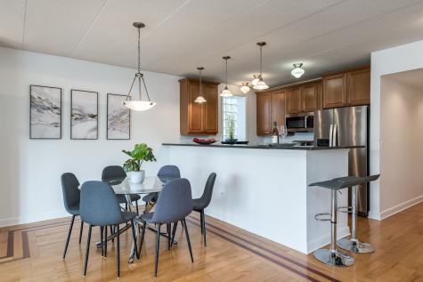 5362 West Lawrence Avenue Chicago IL 60630
