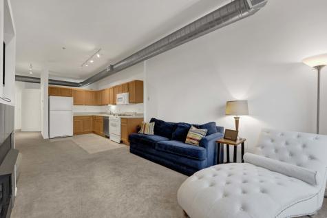 1000 East 53rd Street Chicago IL 60615