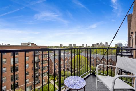 1000 East 53rd Street Chicago IL 60615