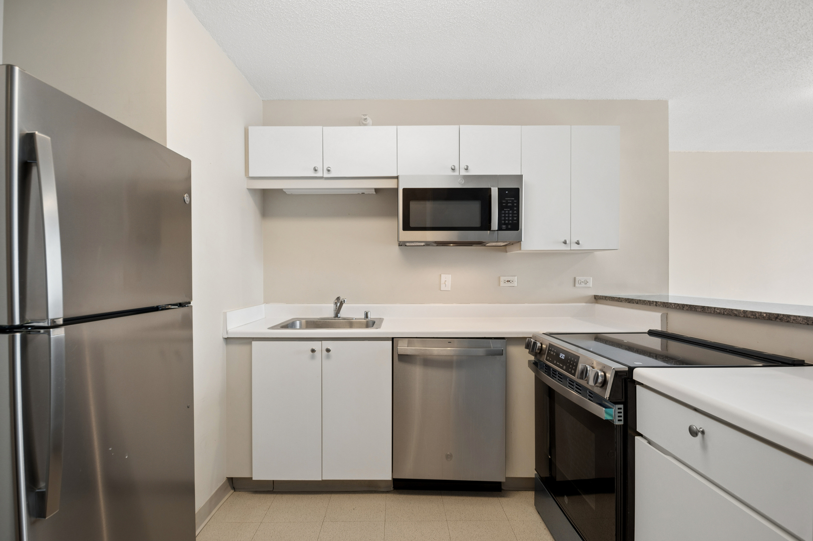 2 East Erie Street Chicago IL 60611