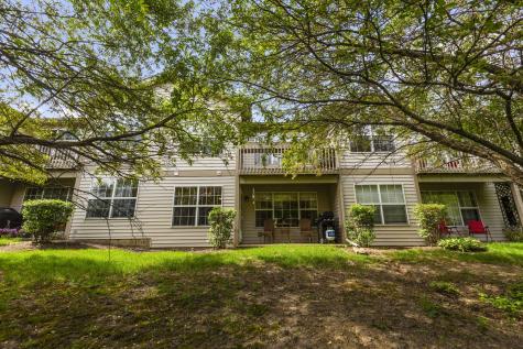 928 North Village Drive Round Lake Beach IL 60073