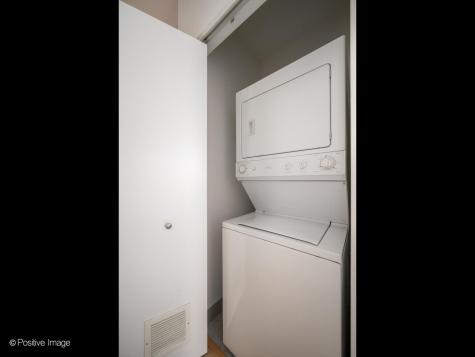565 West Quincy Street Chicago IL 60661