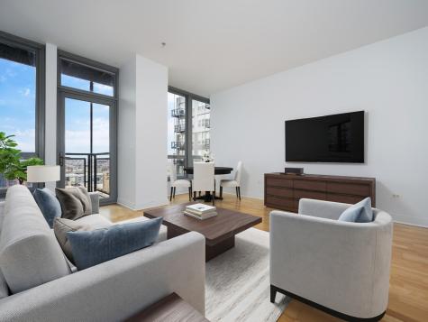 565 West Quincy Street Chicago IL 60661