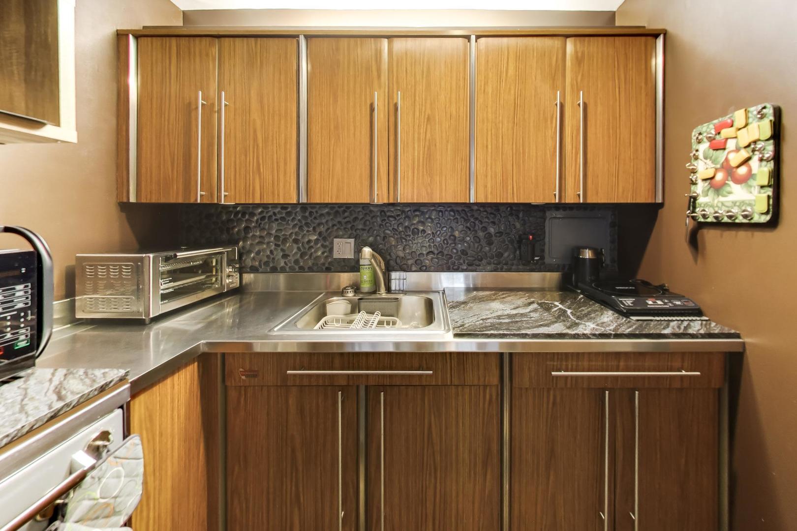 260 East Chestnut Street Chicago IL 60611