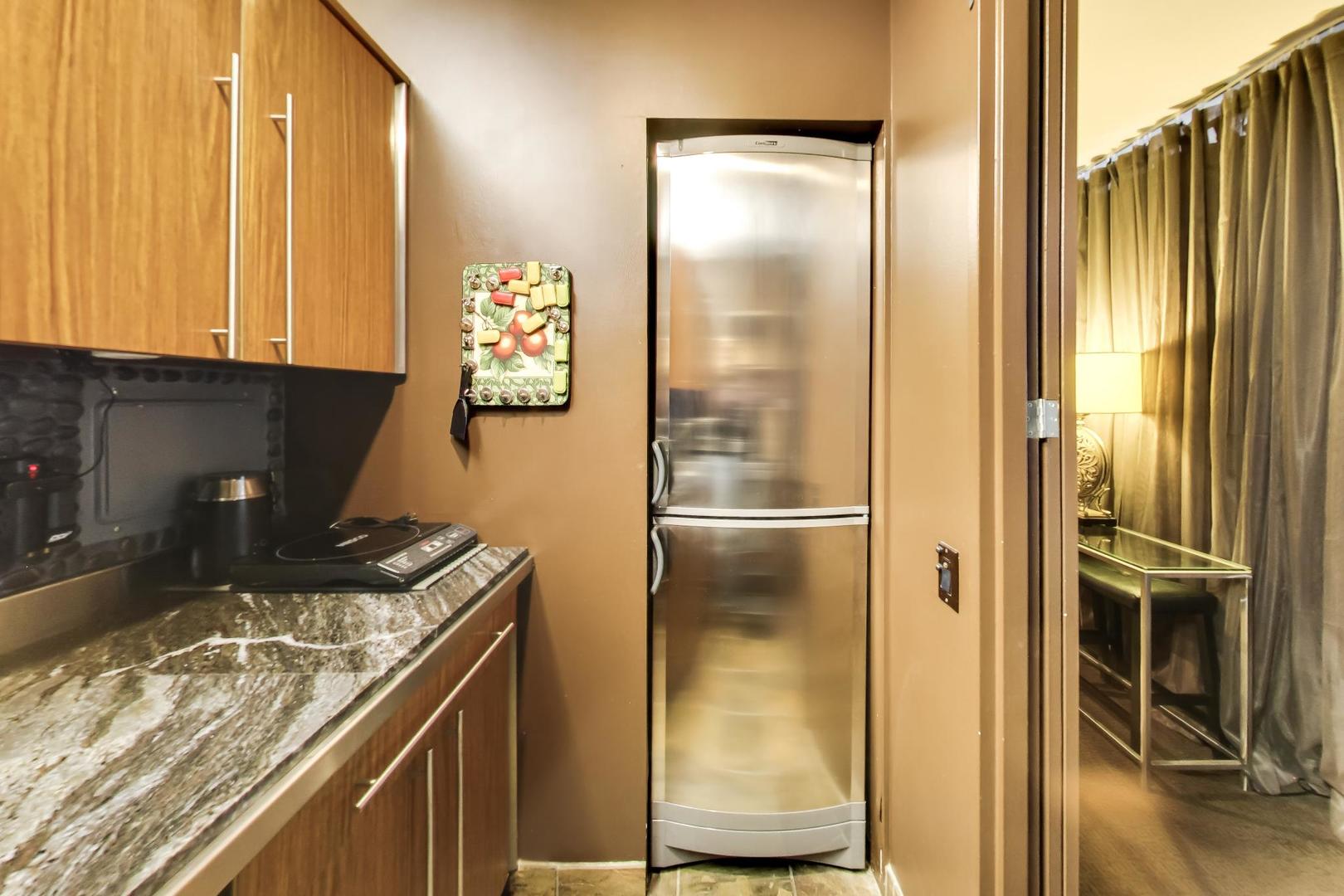 260 East Chestnut Street Chicago IL 60611