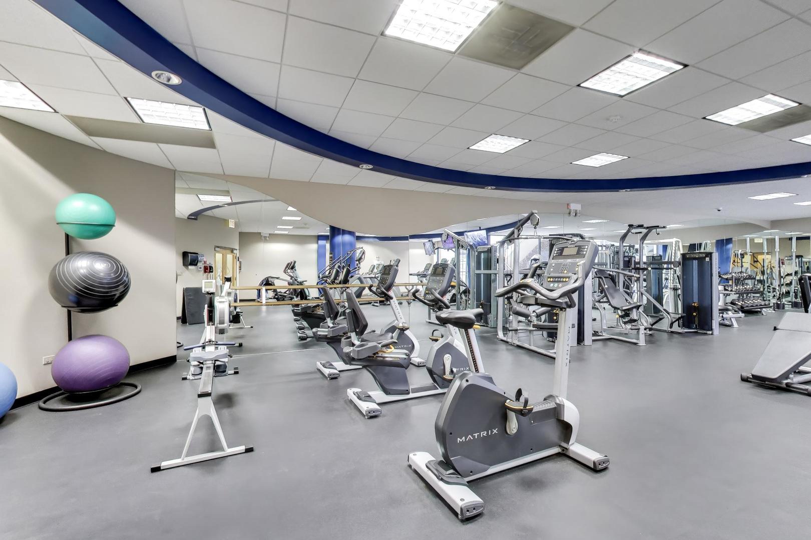 260 East Chestnut Street Chicago IL 60611